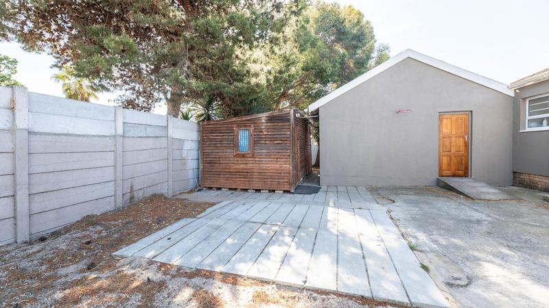 4 Bedroom Property for Sale in Duynefontein Western Cape